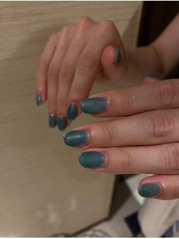 アトワ バイ サイ(A'tois by sai)/green and mat .