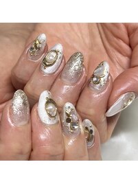 ホワイト☆ニュアンスネイル