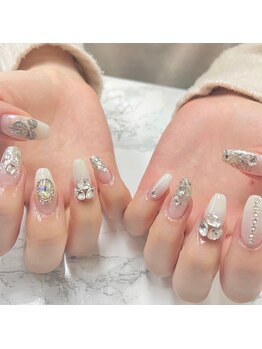 ルーミー アンド コー(Roomy&co.)/ビジューネイル