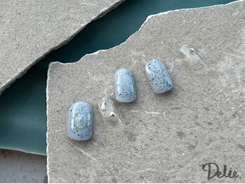 デリエ(Delie)/HAND BASIC