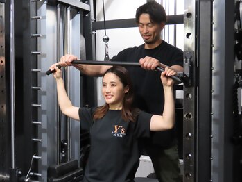 ワイズ(Y's)/１．パーソナルトレーニング風景