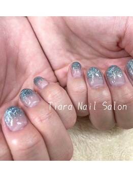 ティアラ(Tiara)/ラメグラデーション