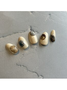 ラピス(Lapis)/個性派/メタリック/ぷっくり