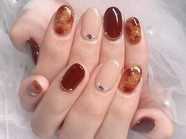 キラキラべっ甲ネイル