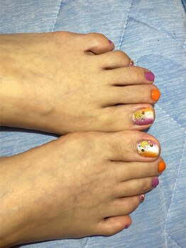 秋フットネイル　デザイン