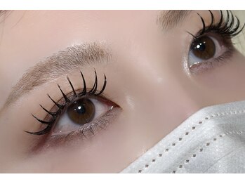 バタフライジュエル 問屋町店(ButterflyJewel)の写真/バインドロックやLEDを使用したまつエクメニュー有♪ボリューム感がやみつきになる◎バインドロック￥6600～
