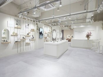 パナソニックビューティ 表参道(Panasonic Beauty)/内観