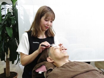 花花/シェービングは優しいタッチで