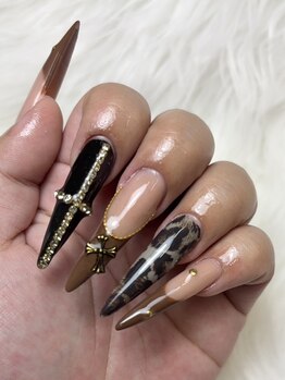 カルマ(KARMA)の写真/【スカルプネイルがリーズナブルにできるsalon☆】スカルプで爪の形を整え美爪に♪長さを出したい方にも◎