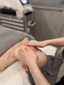 アム バイ オーキッド 代々木公園(UM by ORCHID)/高効果フェイシャルケア！