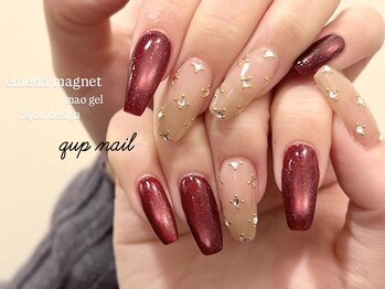 クプ アイラッシュプラス(qup)の写真/ちゅるんとしたマグネットネイルやワンホンネイルなどトレンドデザインもお任せ◎指先から可愛いを演出♪