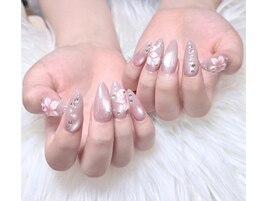トレンドのぷっくり花ネイル