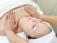 シャルマーミ/デコルテマッサージ