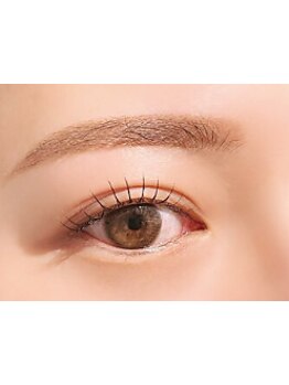 ナチュラル上品な目元にしたい