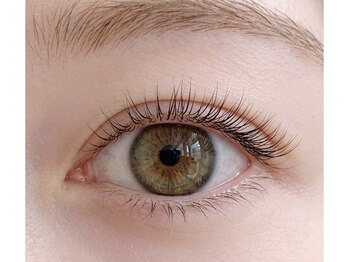 エリエッダ(Eriedda)の写真/【ネイルと同時施術OK】経験豊富なまつ毛のプロによる施術で仕上がりに納得★アイブロウメニューも◎