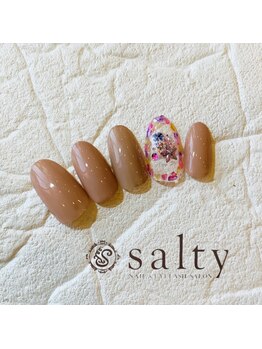 ネイルアンドアイラッシュサロン ソルティ 寺田町(salty)/シェル囲み