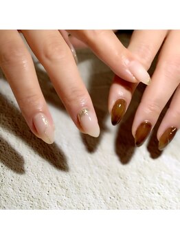 アリー ネイル スタジオ(Ary nail studio)/アシメントリー