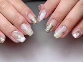 ホワイトネイル