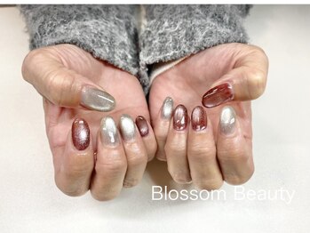 ブロッサムビューティー(Blossom Beauty)/2色までなら追加料金無し！！