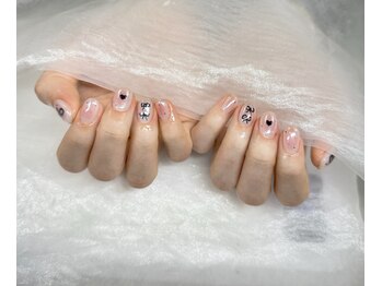 ザ ネイル(The Nails)/フリーデザイン