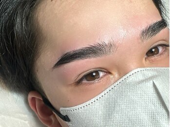ブルーラグーン(Blue Lagoon)の写真/【メンズアイブロウ自信あり！】眉毛を整えるだけで垢抜け印象◎女性アイブロウリストがモテ眉を作ります！