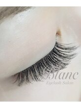 アイラッシュサロン ブラン イオン上越店(Eyelash Salon Blanc)/【4D】目を閉じた時の美しさ