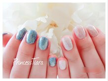 グランチュール(Grantulle)/キラキラアシメトリーネイル