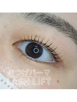 クロエ ネイルアンドアイラッシュ(Cloe)/ラッシュリフト