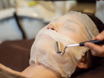 ナチュラルサロン ツリー(NATURAL SALON TREE)の写真/《クリアな透明肌》GET♪イオン導入でお肌の奥深くに高保湿の有効成分を浸透し紫外線からお肌をバリア！