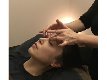 カミン(Camin)/ドライヘッドスパ /眼精疲労