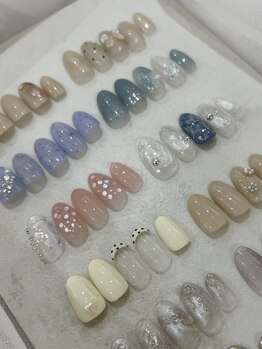 エムクチュールの写真/【毎月変わるから楽しみ増える＊】サンプルずらり！定額ネイルで理想の指先を賢く手に入れる♪7150円から◎