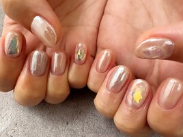 大人気！うるうる艶ネイル☆