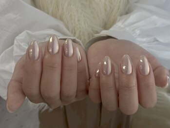 シーズネイル(She's nail)の写真/【写真ミラーワンカラー¥7980】上品シンプル&大人可愛いArtも用意☆大人女性が足しげく通う!安い＆可愛い