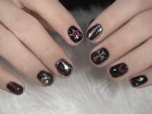 LUMINA NAILS/アート　4本　ブラック