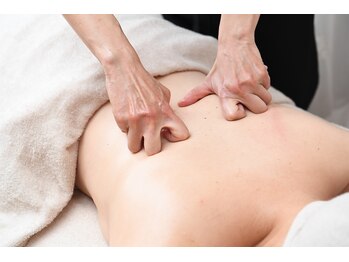 アロマエステサロン エッセンス/アロマトリートメントマッサージ