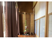 フロウ(Flow)/ばぁばちゃんの生け花がお出迎え