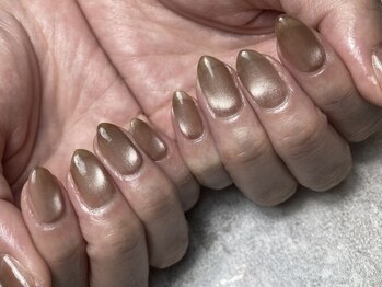 爪を労るフィルイン施術