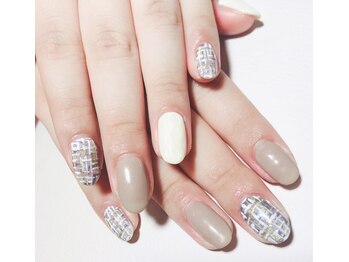 アイラッシュアンドネイル シエル(Ciel)/新規7200円。大人ツイードネイル