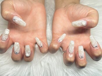 クイーンネイル(Queen Nail)/