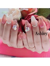 アシュリー(Ashley)/