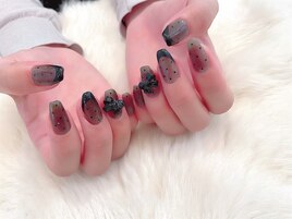 シースルーブラック