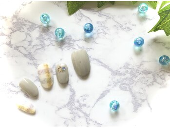 ネイルサロン プラティーン 国立(PLATINE)/チェックネイル(イエロー)