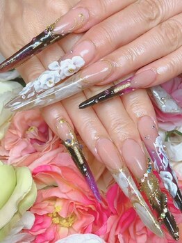 シュシュ ルージュ(chouchouRouge)の写真/手がきれいに見えるスカルプにこだわる実力派サロン♪クーポンも豊富で理想の指先をお得にＧＥＴ★