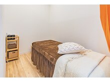 エクランプラス(Ecran+)/HBL・ＦaceＷaxルーム