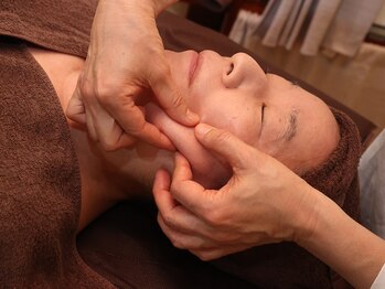 リンパケアサロン シークラス(c-class)/フェイシャル