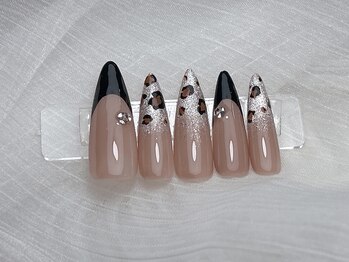 新作デザイン　8980円