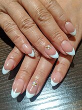 アイラッシュアンドネイル ヴィズ イオンタウン南城大里店(Viz)/ハンド