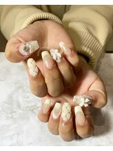 トータルビューティーローズ(Rose)/ホワイトガーリーネイル