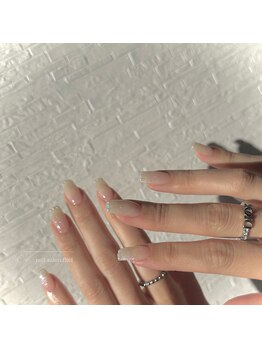 ビエル(Biel)/ホワイトグラデーション