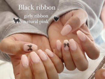 大垣ネイル/甘くなりすぎないブラックリボン